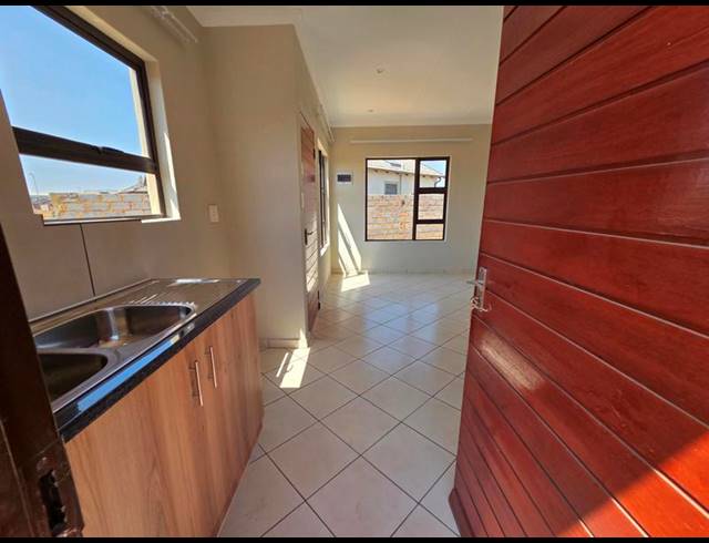 3 BEDROOM HOUSE FOR SALE IN SALFIN